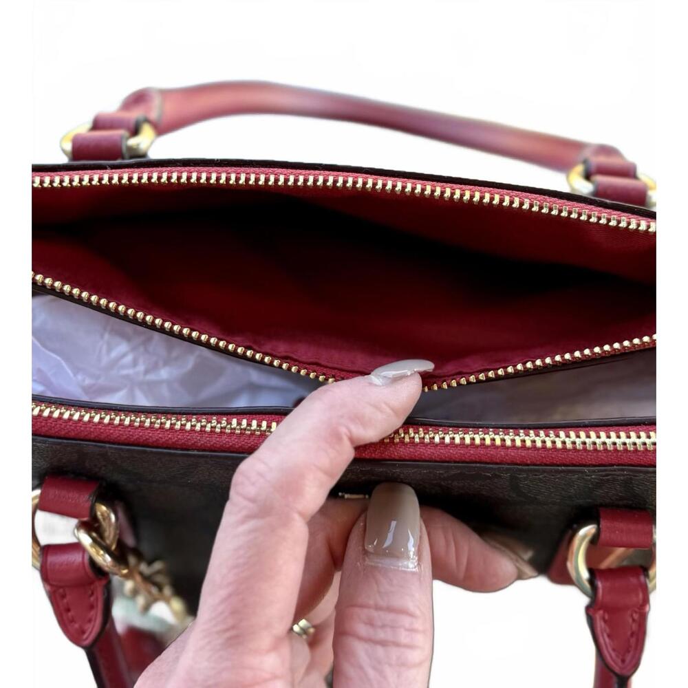 👜 Coach Rowan Satchel in Signature Canvas with Red Leather Trim NWOT - Picture 5 of 15